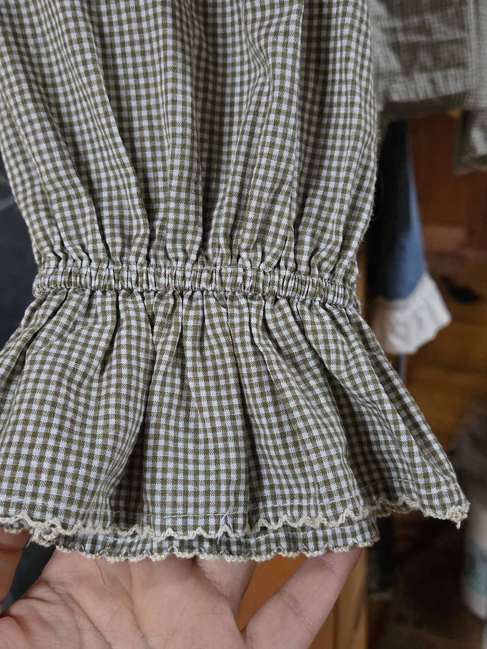 Winniepeg Blouse - Picture 3 of 5